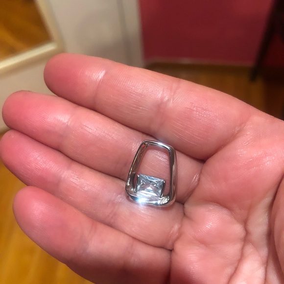 Cubic Zirconia Earnings - Picture 3 of 5